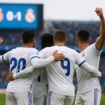 Real Madrid viert een doelpunt op het veld van Espanyol na de 0-2-zege